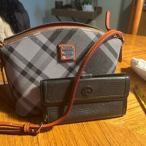Brand New Dooney & Bourke Black and Gray Plaid Crossbody Bag with Wallet